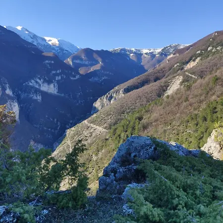 Casa Avella Mountain Retreat Bed and breakfast Pennapiedimonte
