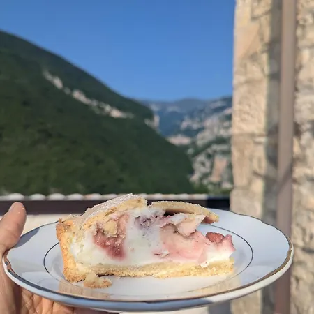 Casa Avella Mountain Retreat Bed and breakfast Pennapiedimonte